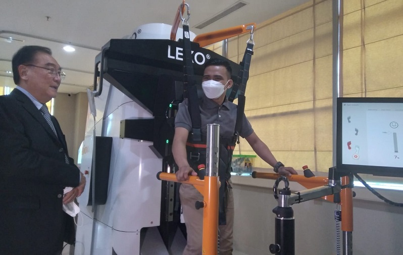 RS Grha Kedoya Hadirkan Layanan Terapi Stroke Berbasis Teknologi Robotic