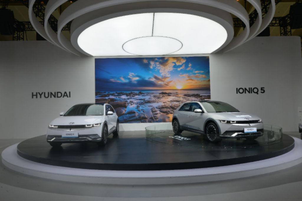 Hyundai IONIQ 5 Catatkan Hampir 1.700 SPK  Sejak Diluncurkan Akhir Maret Lalu